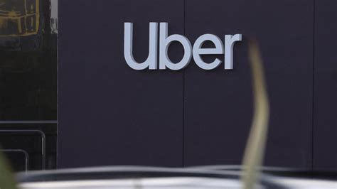 Y­e­n­i­ ­Z­e­l­a­n­d­a­ ­U­b­e­r­ ­s­ü­r­ü­c­ü­l­e­r­i­ ­i­l­k­ ­k­e­z­ ­t­o­p­l­u­ ­p­a­z­a­r­l­ı­ğ­a­ ­b­a­ş­l­ı­y­o­r­